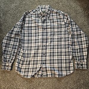 Eddie Bauer Size L Plaid Multicolor Long Sleeve Button Up 100% Cotton.